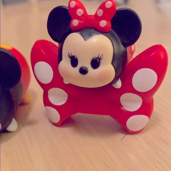 Disney Mickey and Minnie Tsum Tsum Figures - Black, Red, and White - Picture 2 of 8